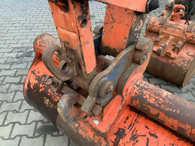 Atlas - 1104 - banden graafmachine - afbeelding 6 van  24