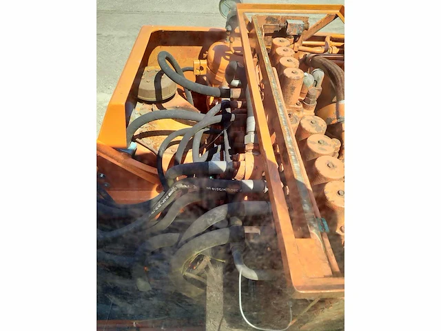 Atlas - 1976 - banden graafmachine - afbeelding 3 van  18