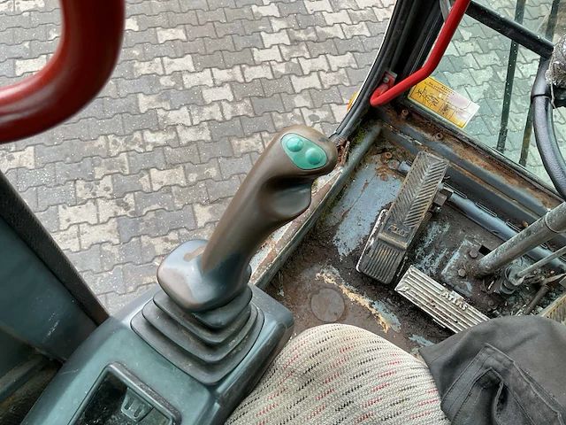 Atlas 1304 mobiele graafmachine - afbeelding 7 van  22