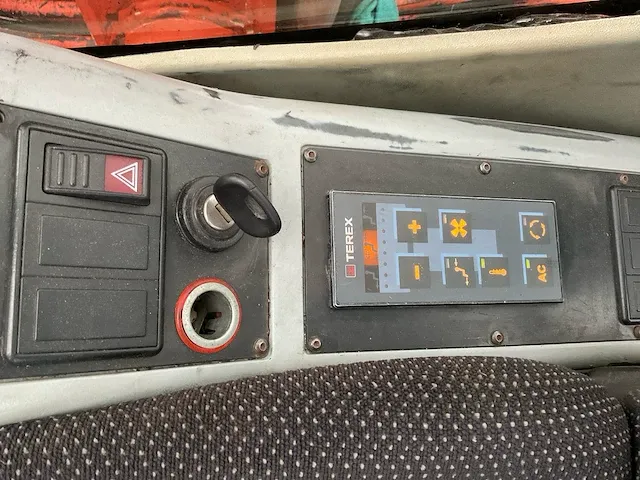 Atlas 140w banden graafmachine - afbeelding 37 van  44