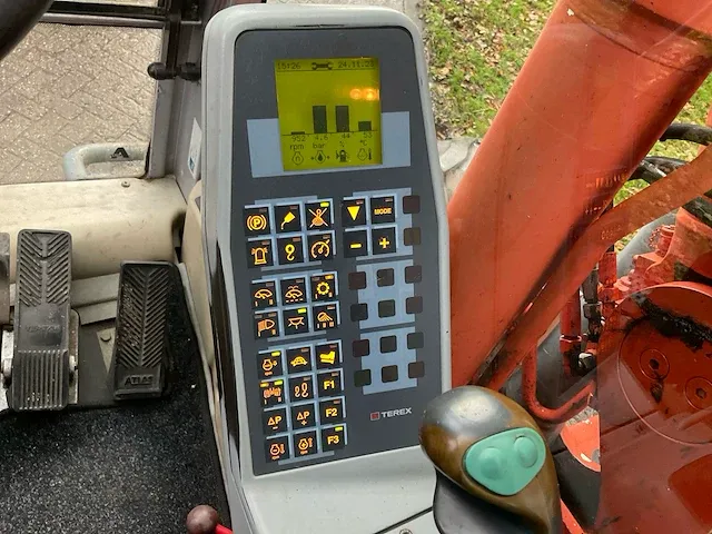 Atlas 140w banden graafmachine - afbeelding 38 van  44