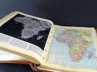 Atlas (1950) samengesteld door de redactie van de winkler prins encyclopedie - afbeelding 4 van  5