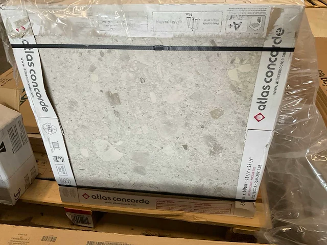 Atlas concorde vloertegel ca. 17 m² - afbeelding 1 van  4