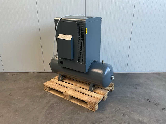 Atlas copco - 2020 - gx7p - schroefcompressor - afbeelding 3 van  7