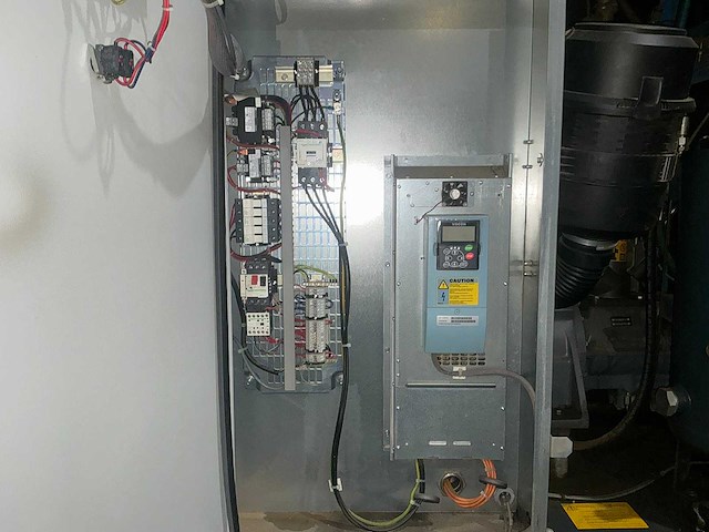 Atlas copco group - agre - rallye 31 10 400/3/50 - screw air compressors - 2011 - afbeelding 8 van  11