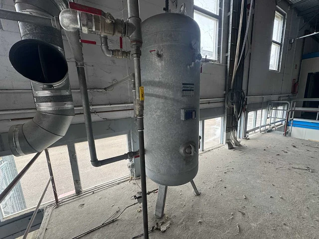 Atlas copco luchtdruk tank - afbeelding 5 van  11