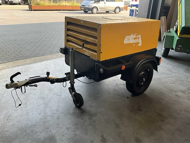 Atlas copco mobiele luchtcompressor - afbeelding 1 van  11