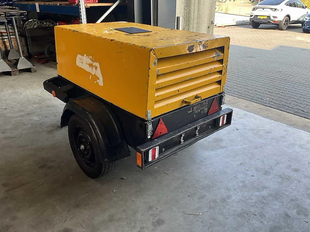 Atlas copco mobiele luchtcompressor - afbeelding 6 van  11