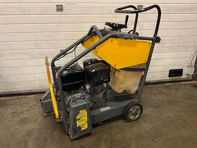 Atlas copco orka betonzaag - afbeelding 1 van  6