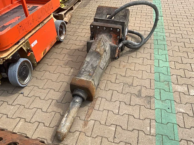 Atlas copco sb 552 hydraulische breekhamer - afbeelding 5 van  6