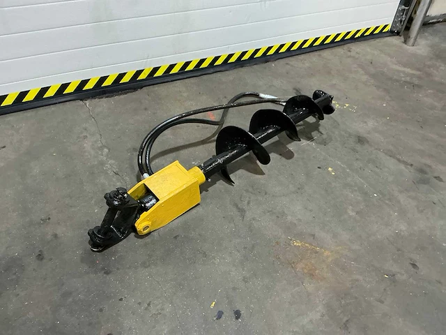 Atlas copco sb102 hydraulisch grondboor - afbeelding 5 van  5