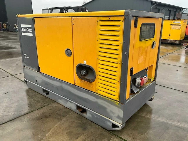 Atlas copco stroomgenerator - afbeelding 1 van  18