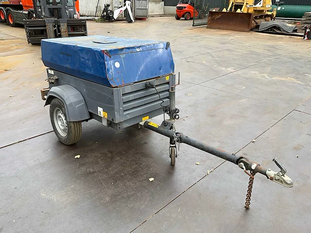 Atlas copco xas 37kd mobiele luchtcompressor - afbeelding 8 van  12