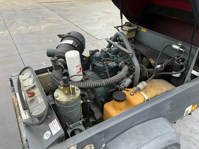 Atlas copco xas 37kd mobiele luchtcompressor - afbeelding 9 van  12