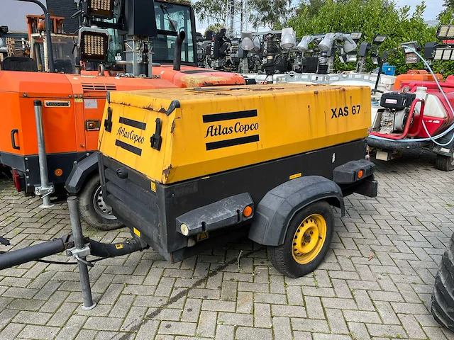 Atlas copco xas67 luchtcompressor - afbeelding 1 van  9
