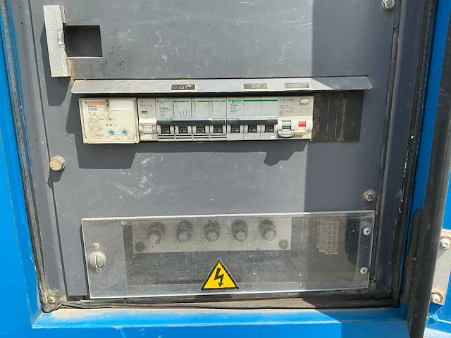 Atlas copco ya3 13 kva noodstroomaggregaat - afbeelding 3 van  15