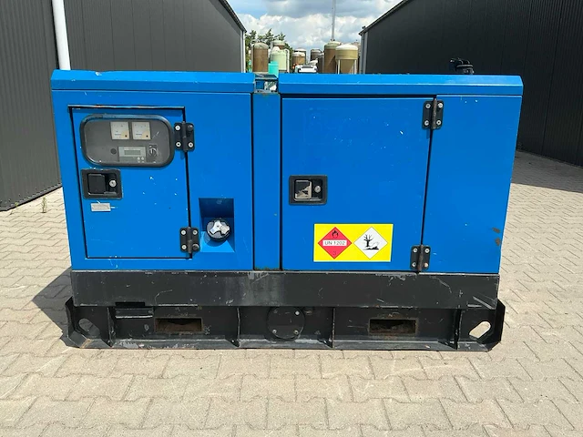 Atlas copco ya3 13 kva noodstroomaggregaat - afbeelding 1 van  15