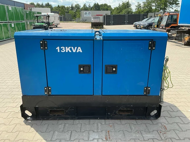 Atlas copco ya3 13 kva noodstroomaggregaat - afbeelding 12 van  15