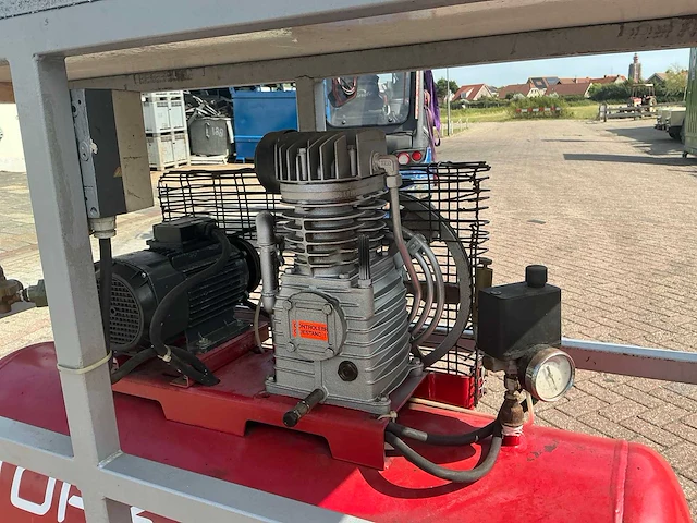 Atlas copco zuiger luchtcompressor - afbeelding 2 van  12
