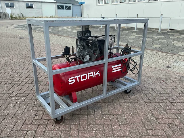 Atlas copco zuiger luchtcompressor - afbeelding 5 van  12