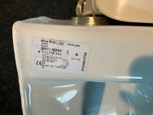 Atlas wall hung hangend toilet - afbeelding 3 van  3