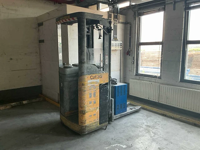 Atlet cat3g reachtruck - afbeelding 1 van  15