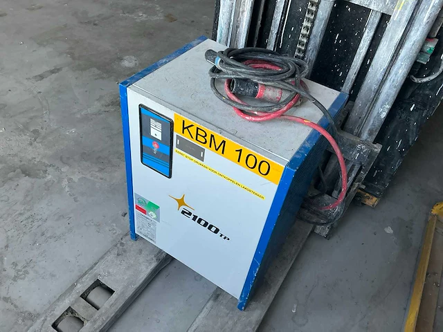 Atlet cat3g reachtruck - afbeelding 10 van  15