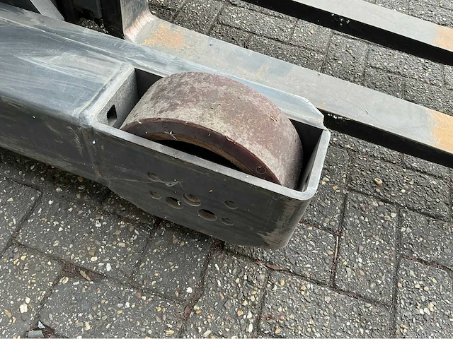 Atlet tergo - 2016 - reach truck - afbeelding 13 van  18