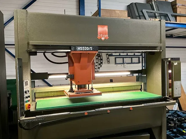 Atom hs520/5 stansmachine / oildynamic cutting press - afbeelding 24 van  29