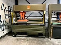 Atom hs588/10.30 stansmachine / oildynamic cutting press