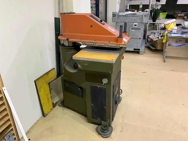 Atom se20/t20 stansmachine - afbeelding 4 van  6
