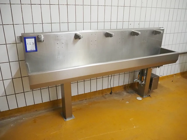 Attec - afbeelding 1 van  7
