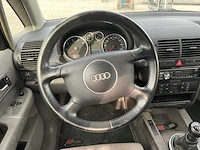 Audi - 2001 - a2 - personenauto - afbeelding 14 van  20