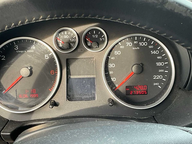 Audi - 2001 - a2 - personenauto - afbeelding 16 van  20