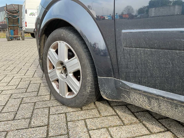 Audi - 2001 - a2 - personenauto - afbeelding 9 van  20