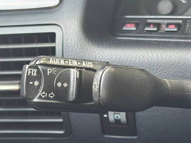 Audi - 2001 - a8 - 3.7 5v quattro - 15-pg-nn - afbeelding 2 van  16