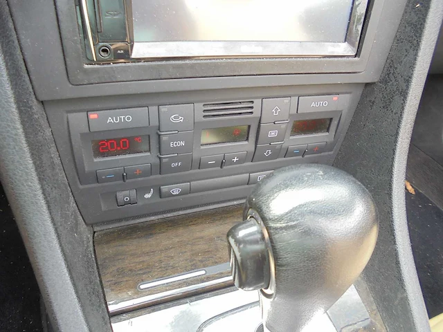 Audi - 2002 - a4 cabriolet - 3.0 v6 - 96-xh-hr - afbeelding 13 van  13