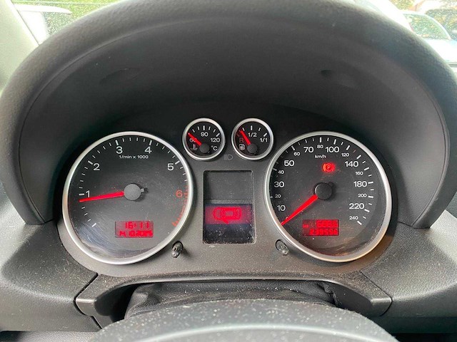 Audi - 2003 - a2 - 1.4 - 5-sfp-28 - afbeelding 3 van  21