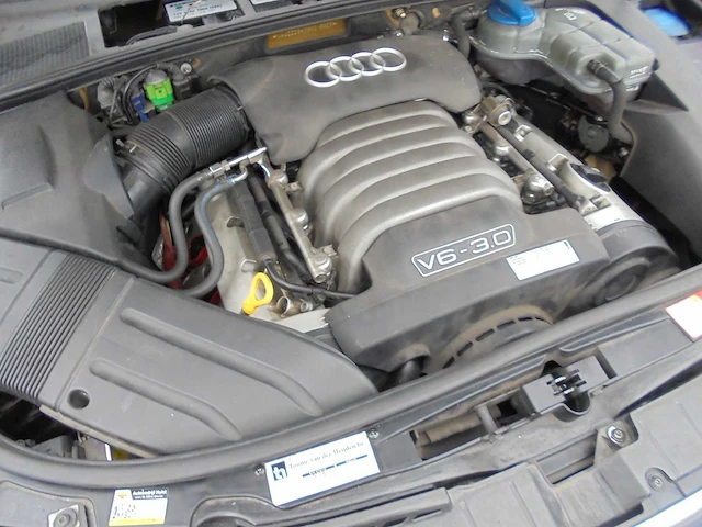 Audi - 2003 - a4 cabriolet - 3.0 v6 exclusive - 87-lg-vn - afbeelding 10 van  21