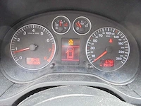 Audi - 2005 - a3 - 2.0 fsi ambition - 43-rp-nv - afbeelding 12 van  12
