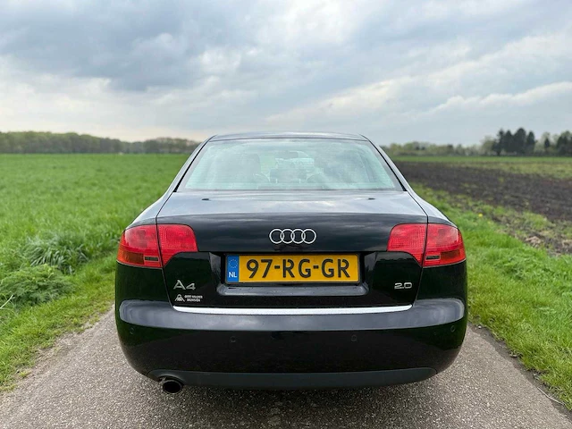 Audi - 2005 - a4 limousine - 2.0 pro line - 97-rg-gr - afbeelding 7 van  12