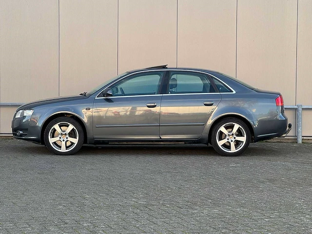 Audi - 2005 - a4 limousine - 2.0 tfsi pro line - afbeelding 12 van  15