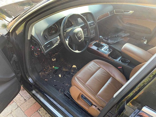 Audi - 2005 - a6 limousine - 2.4 pro line - 09-rx-nz - afbeelding 2 van  19