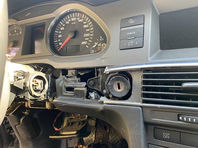 Audi - 2005 - a6 limousine - 2.4 pro line - 09-rx-nz - afbeelding 7 van  19