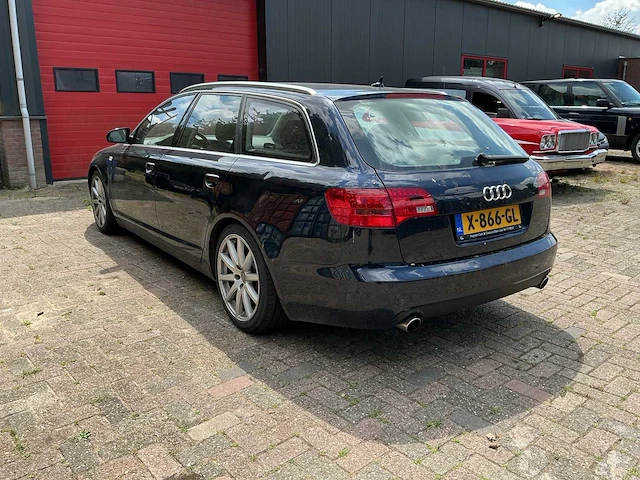 Audi - 2006 - a6 avant - 4.2 fsi quattro - personenauto - afbeelding 6 van  12