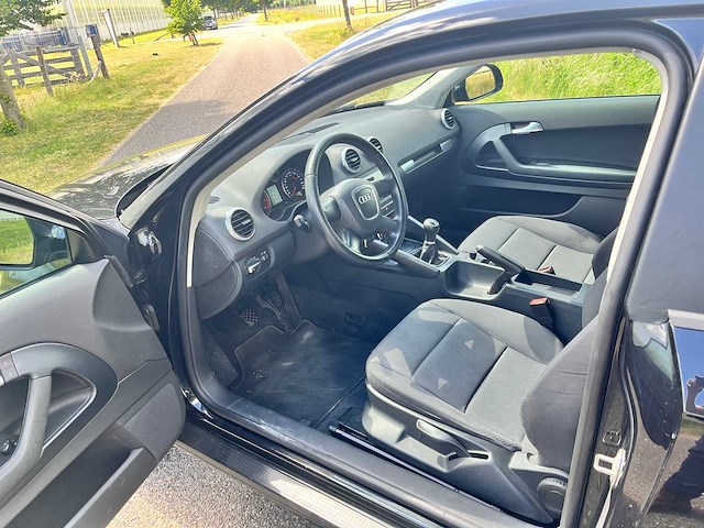 Audi - 2008 - a3 - 1.6 attraction b.e. - personenauto - afbeelding 10 van  31