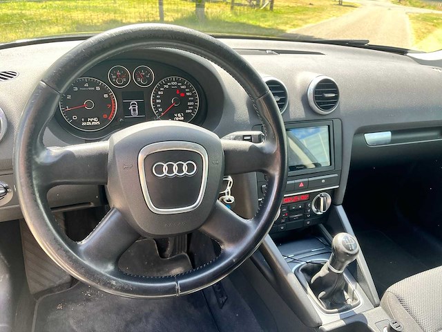 Audi - 2008 - a3 - 1.6 attraction b.e. - personenauto - afbeelding 18 van  31
