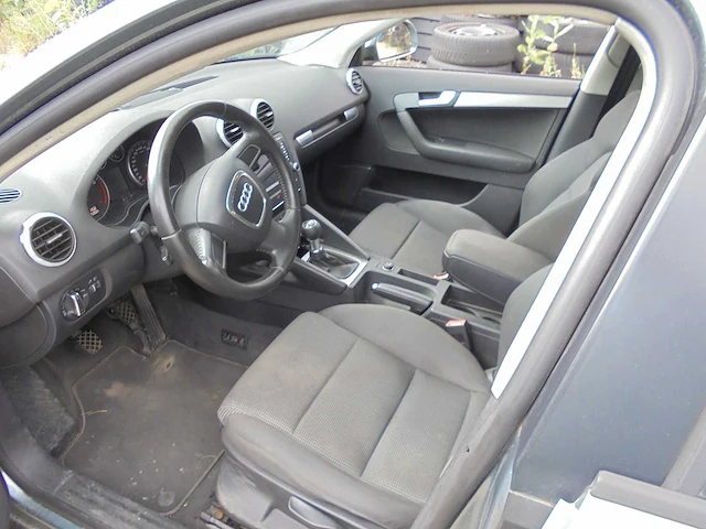 Audi - 2008 - a3 sportback - 1.8 tfsi ambit. b.e. - 48-gxx-8 - afbeelding 15 van  17