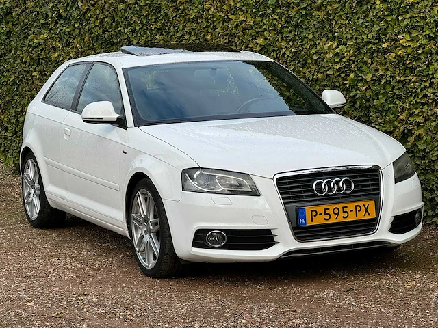 Audi - 2009 - a3 - 1.8 tfsi s-edition - p-595-px - 2009 - afbeelding 10 van  17