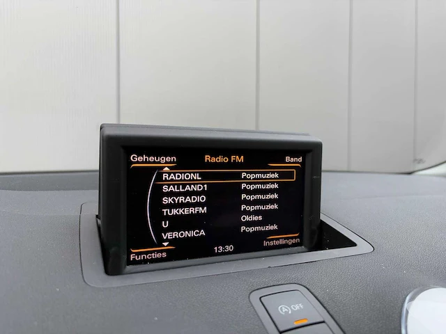Audi - 2010 - a1 - 1.4 tfsi attr. pl. - xd-136-t - afbeelding 14 van  19